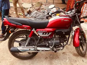 Hero Splendor Plus 2025 Red