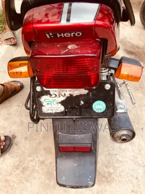 Hero Splendor Plus 2025 Red