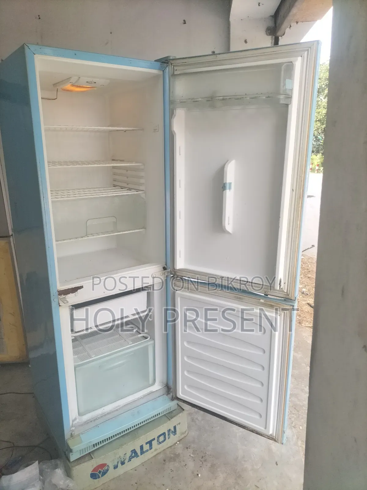 Fridge for sale