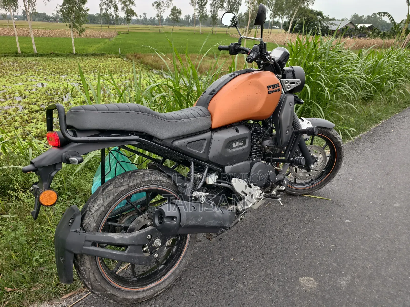 Yamaha FZ 2025 Orange