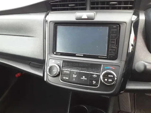 Toyota Axio 1.5 X 2WD 2020 Silver