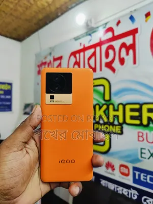 iQOO 256 GB Orange