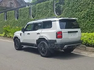New Toyota Land Cruiser Prado 2024 White
