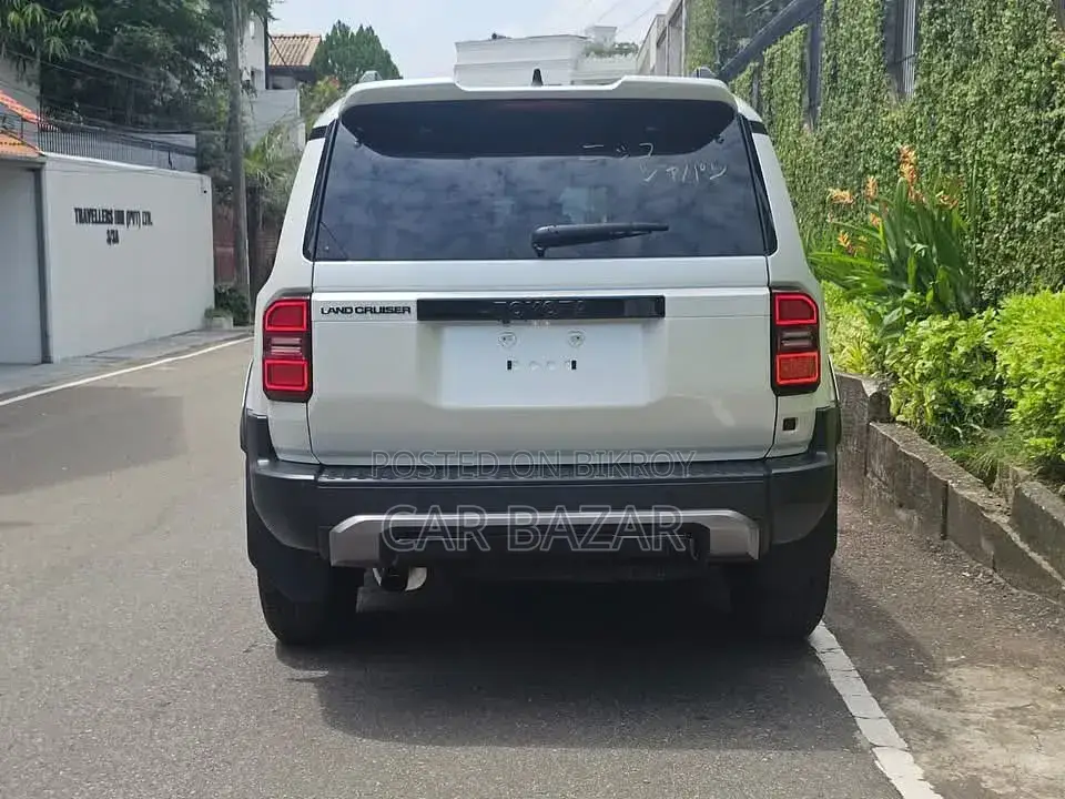 New Toyota Land Cruiser Prado 2024 White