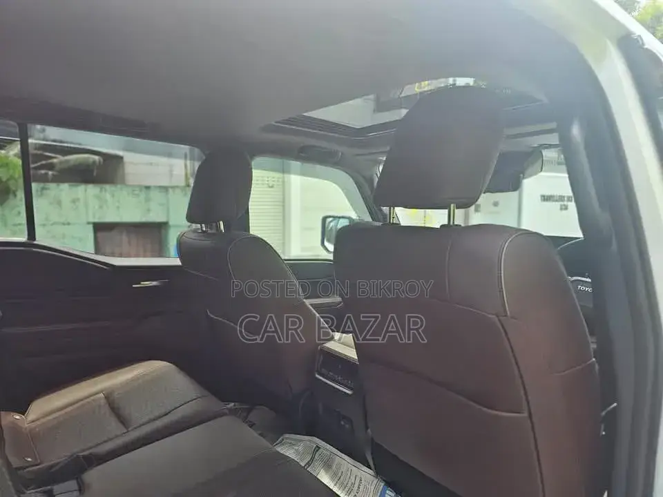 New Toyota Land Cruiser Prado 2024 White