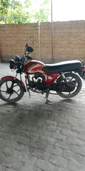Mahindra Centuro 2017 Red