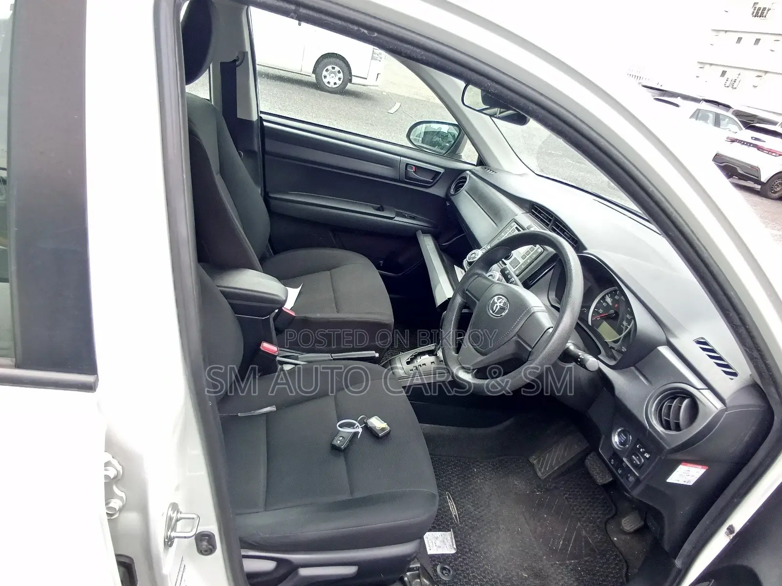 Toyota Axio 2021 White