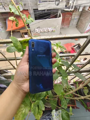 Samsung Galaxy A20 32 GB Blue