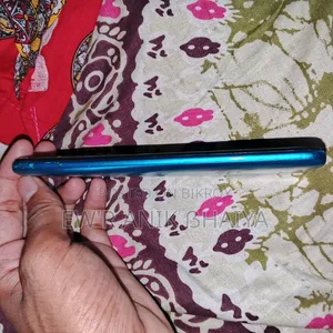 Vivo Y11 32 GB Blue