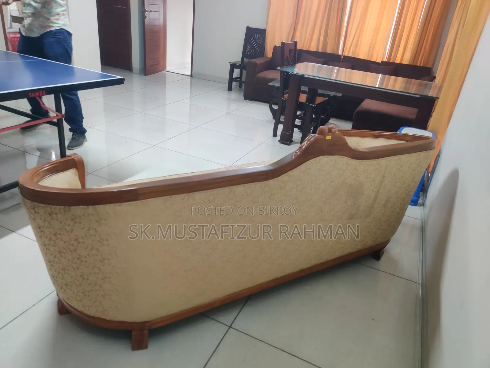 Atobi Sofa