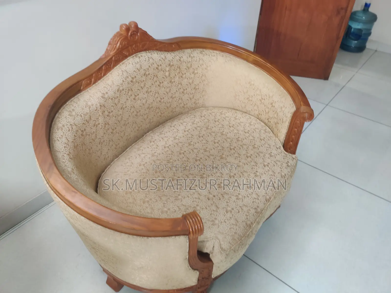 Atobi Sofa