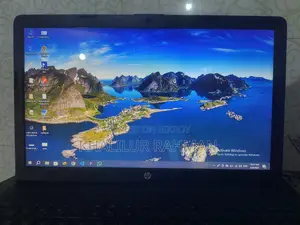 Laptop HP 15 4GB Intel Core i3 HDD+SSD 1T
