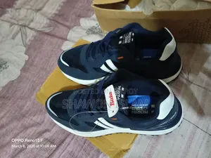Bata Juta Ak Dom New