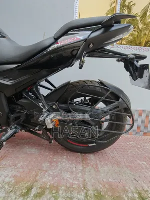 Bajaj Pulsar N250 2024 Black