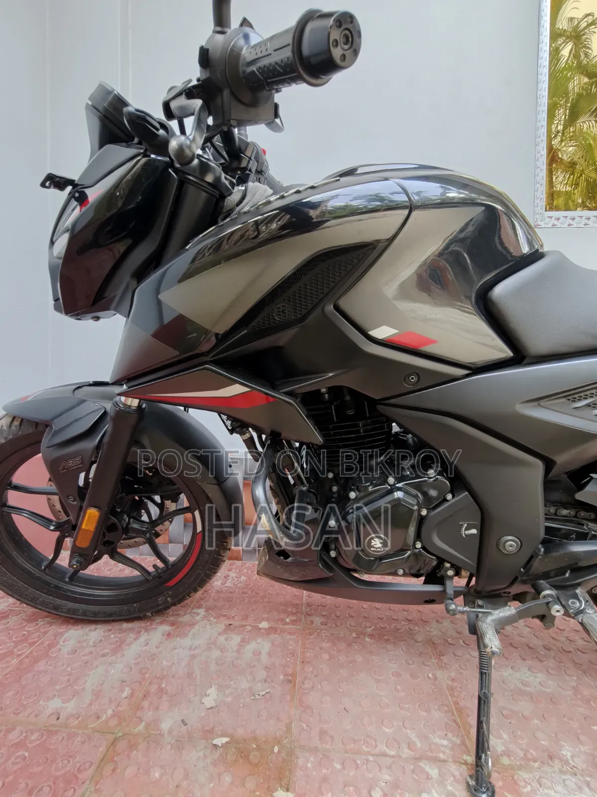 Bajaj Pulsar N250 2024 Black