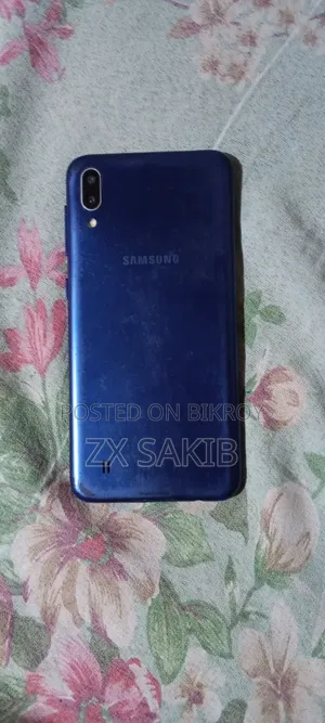 Samsung Galaxy M10 32 GB Blue