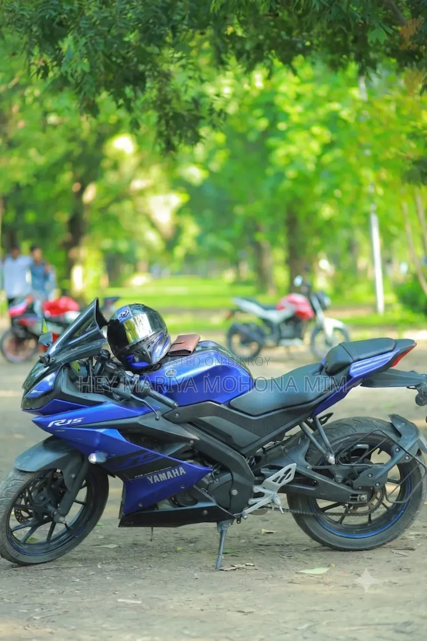 New Yamaha R1 2023 Blue