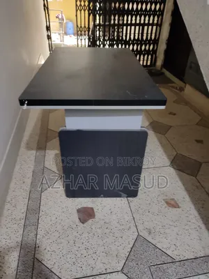 4'×2.5' Used Office Table For Sale