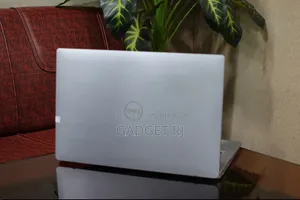 Laptop Dell Latitude 7400 8GB Intel Core i5 SSD 256GB