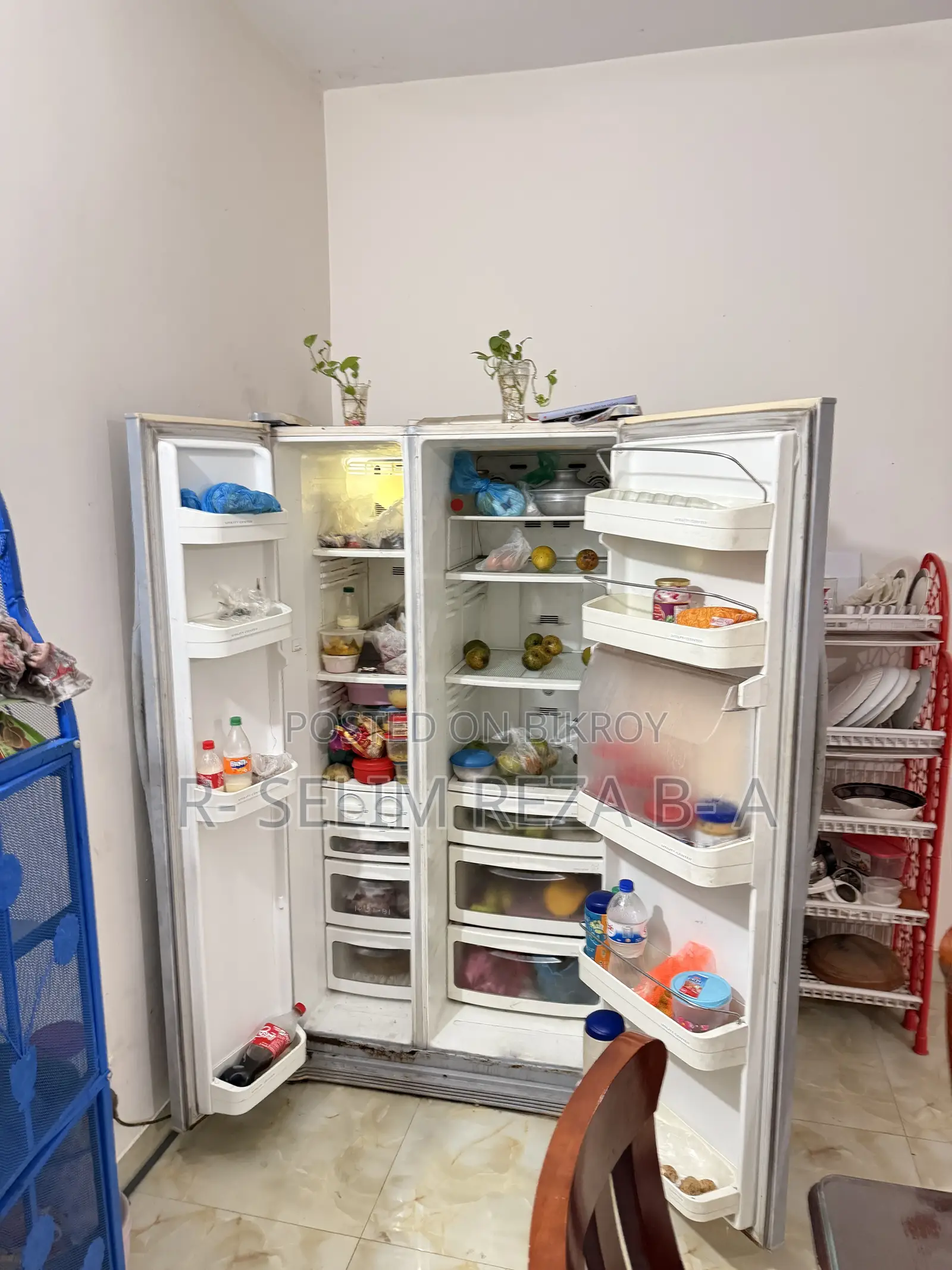 Double door fridge for sale, running fridge, please come and see it in person.