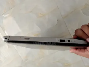 Laptop HP Pavilion 10 8GB Intel Core i5 HDD 128GB