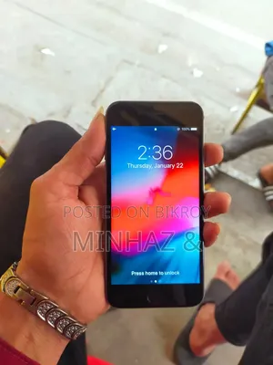 Apple iPhone 6 16 GB White