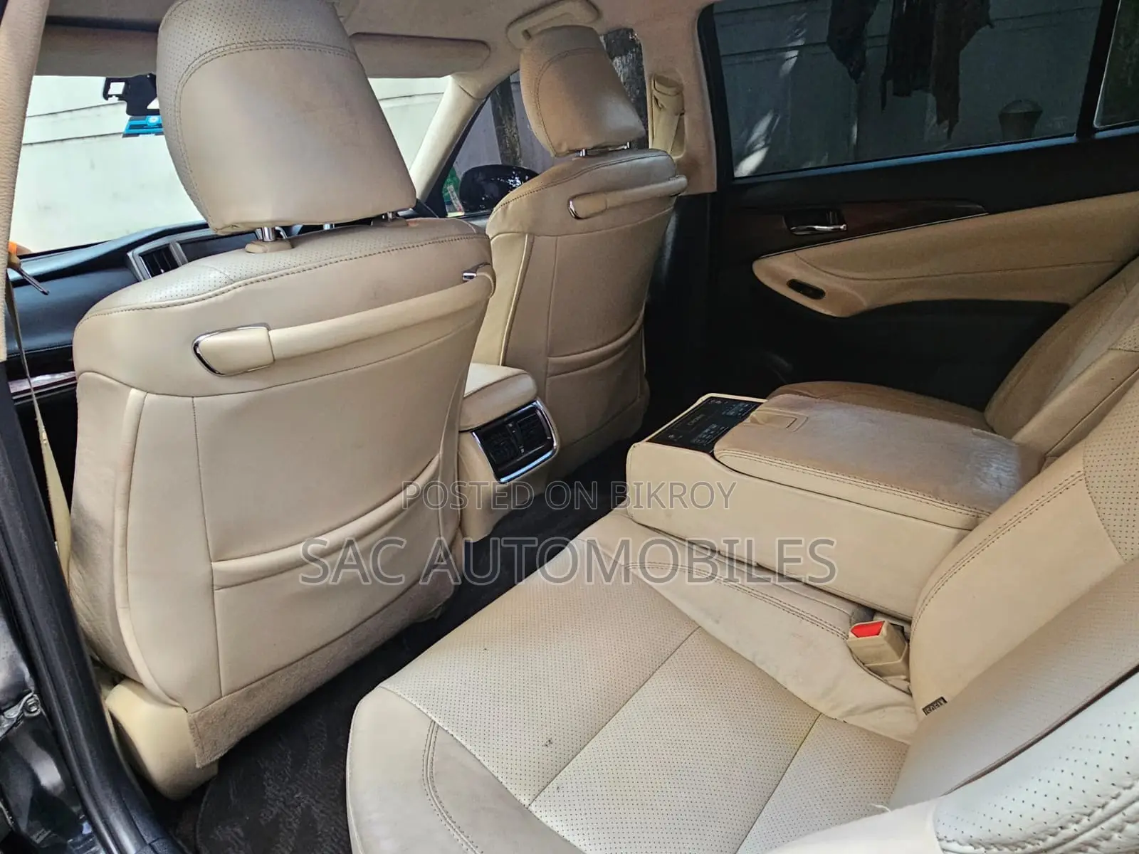 Toyota Crown 2015 Black