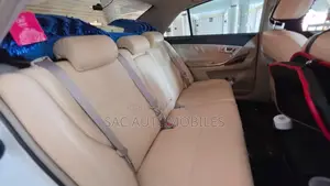 টয়োটা প্রিমিও ১.৫ ফ্রন্ট হুইল ড্রাইভ ২০১৫ পার্ল