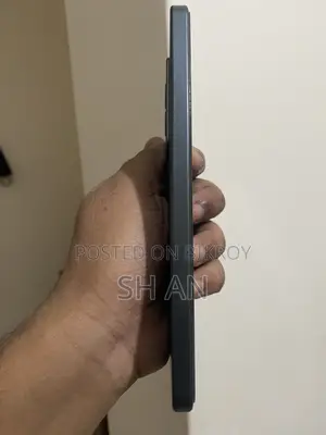 Vivo Y200 128 GB Black