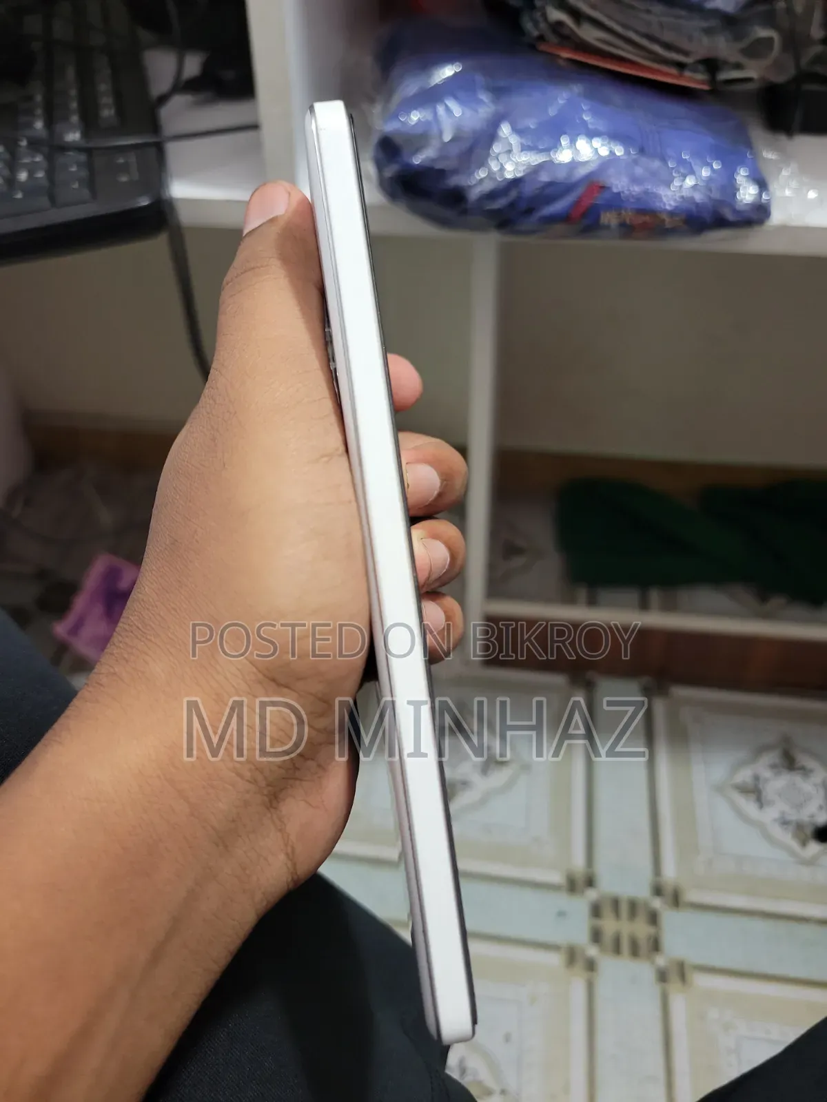 New Vivo iQOO 256 GB White