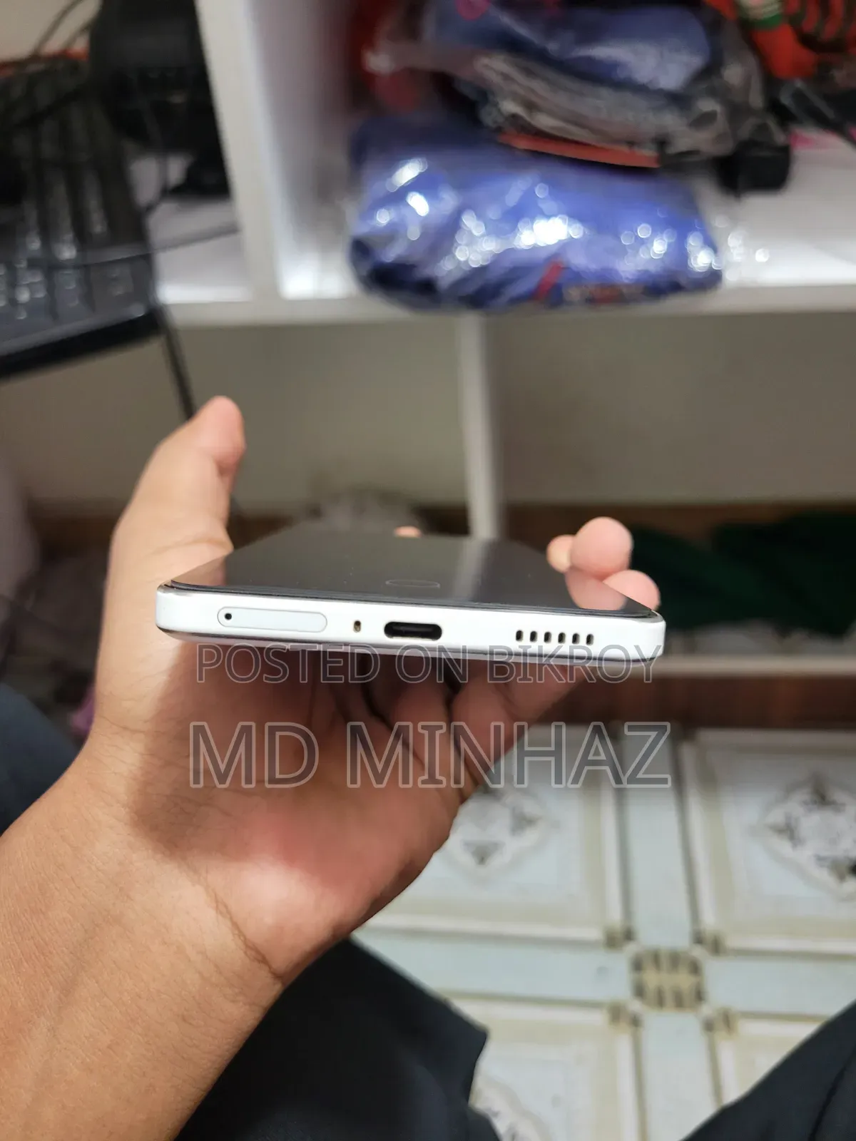 New Vivo iQOO 256 GB White
