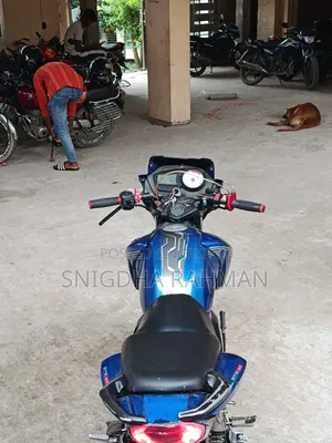 TVS Apache RTR 160 2 Valve 2017 Blue