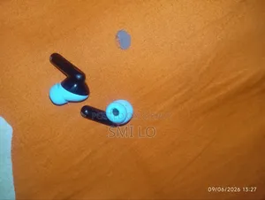This is an earbud named SG Cool, brand new