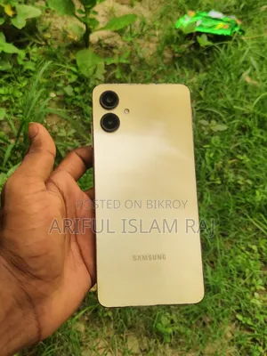 Samsung Galaxy A06 64 GB Green