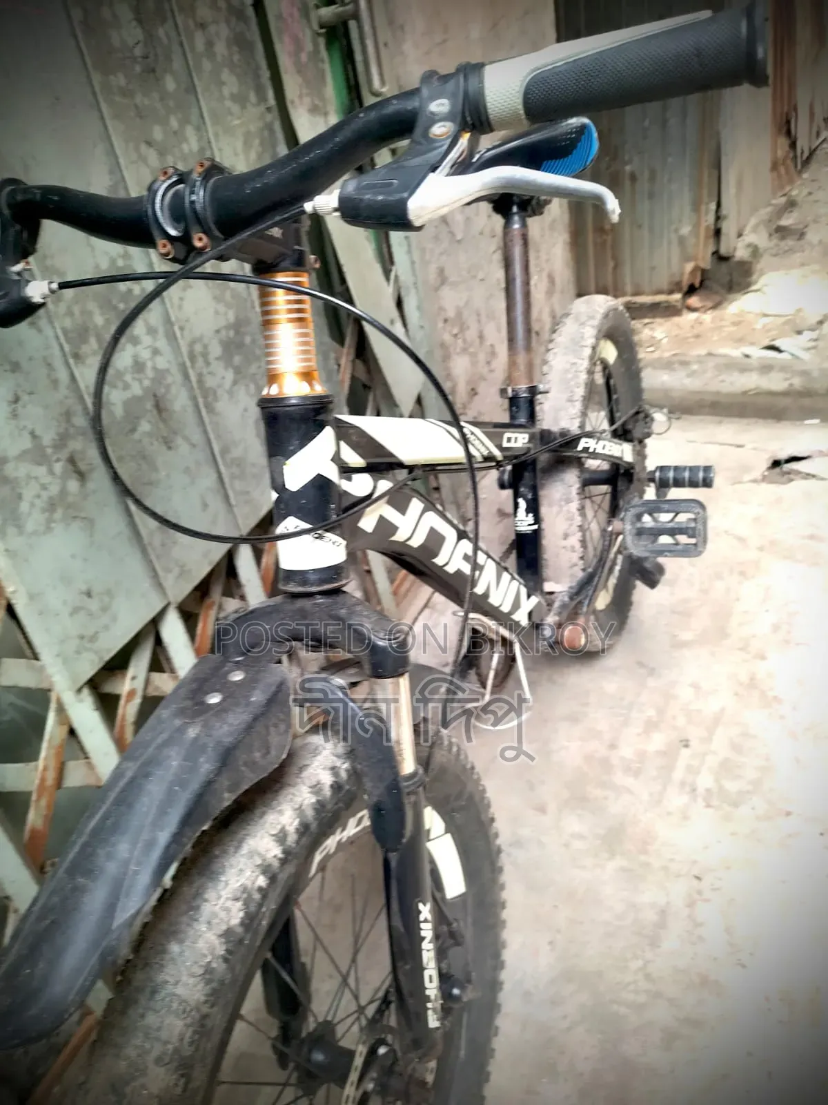 Pursang E-Tracker 2025 Black