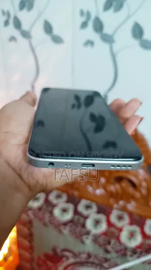 Realme V30 128 GB