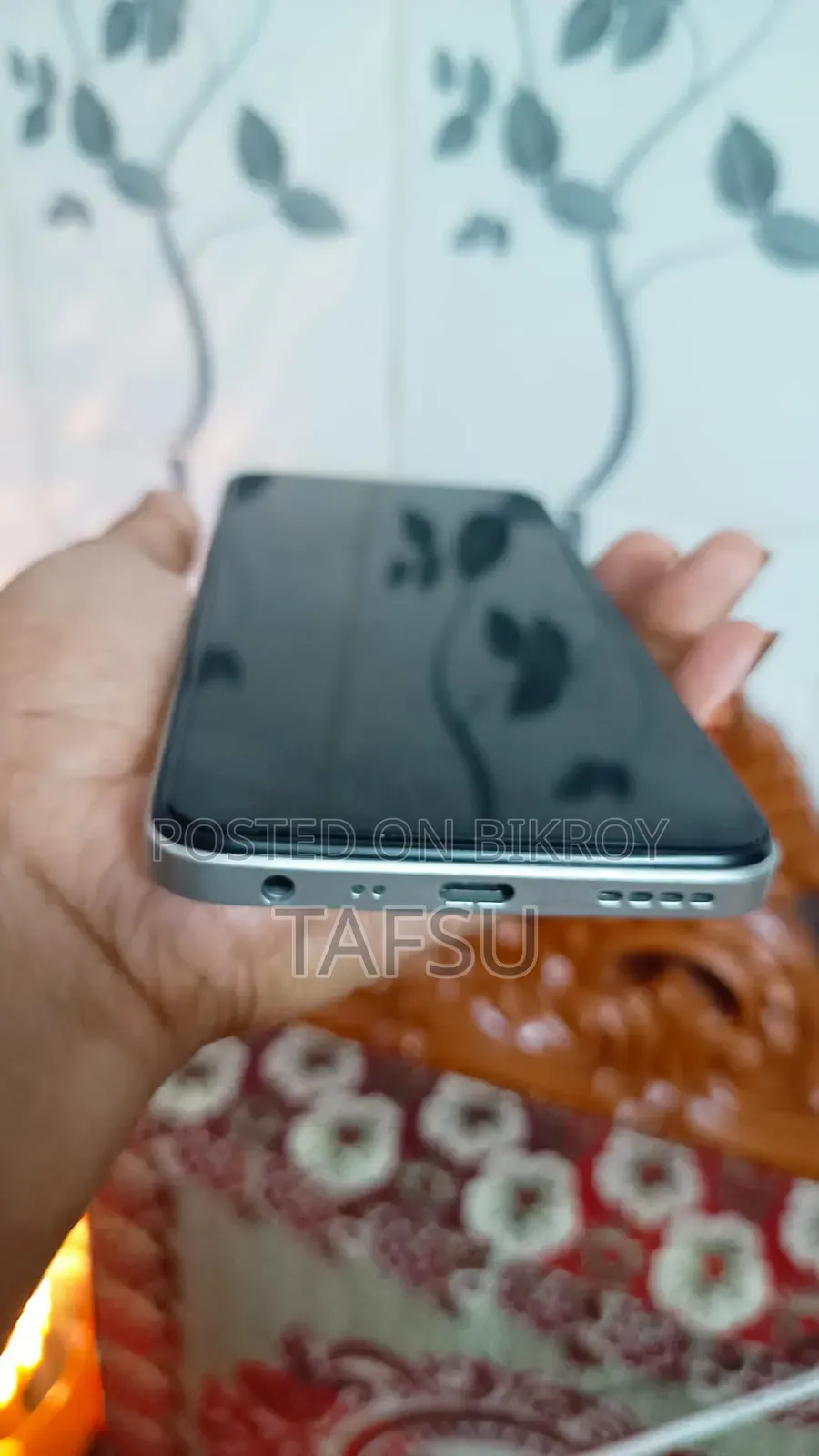 Realme V30 128 GB