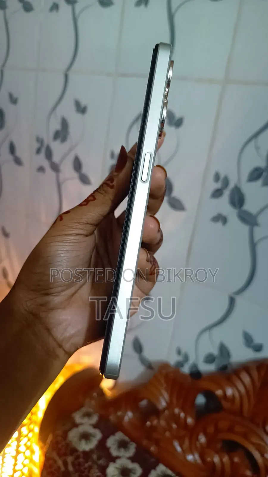 Realme V30 128 GB