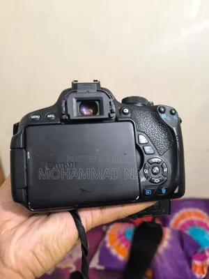 Canon 700D With 18-55mm Zoom Lens