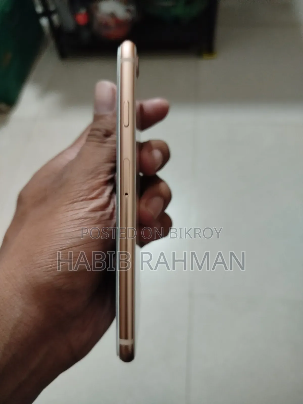 অ্যাপল আইফোন ৮ ৬৪ জিবি সাদা