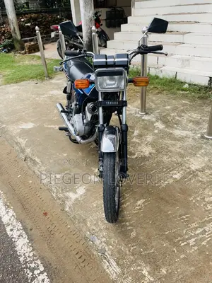 New Yamaha Crux 1995 Blue