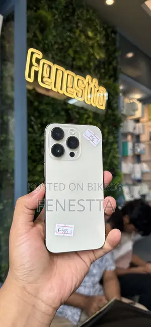 Apple iPhone 14 Pro 256 GB Gold