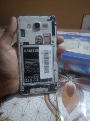 স্যামসাং গ্যালাক্সি জে৭ ১৬ জিবি গোল্ড