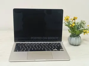 Laptop Apple MacBook Air 2022 M2 8GB Apple M2 SSD 256GB