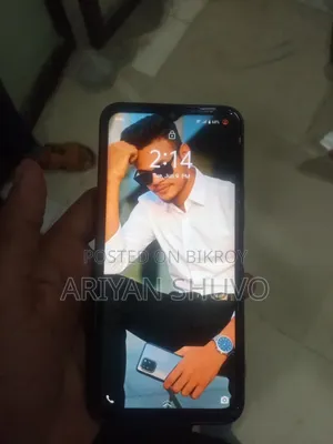 Vivo Y22s 128 GB