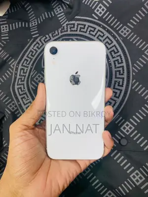 অ্যাপল আইফোন এক্সআর ১২৮ জিবি সাদা