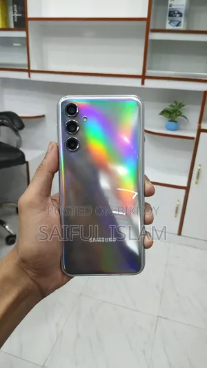 স্যামসাং গ্যালাক্সি এম৩৪ ৫জি ১২৮ জিবি সিলভার