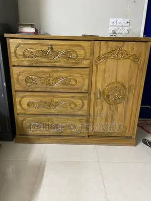 ওয়ার্ডরোব ফার্নিচার