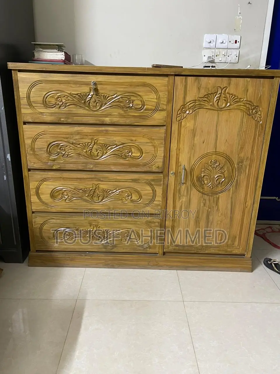 ওয়ার্ডরোব ফার্নিচার