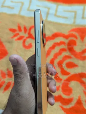 Realme Narzo 60 128 GB Orange